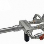  Двухкомпонентный пистолет для плотных продуктов