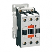  Контактор BF2600D048