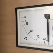 Амперметр EA19 40/5A 96x96