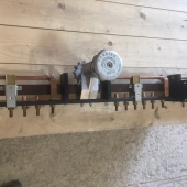 Переключатель ответвлений 3Ф MTO-LF TS-PF SA   M8 24кВ 150А 5отвл L90 1CM9145B63